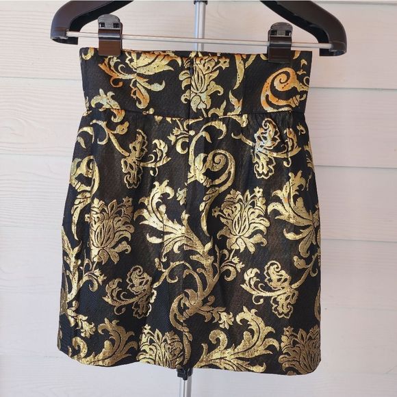 Black and Gold Metallic skirt Sz 2 By ABS Allen Schwartz - Picture 1 of 8